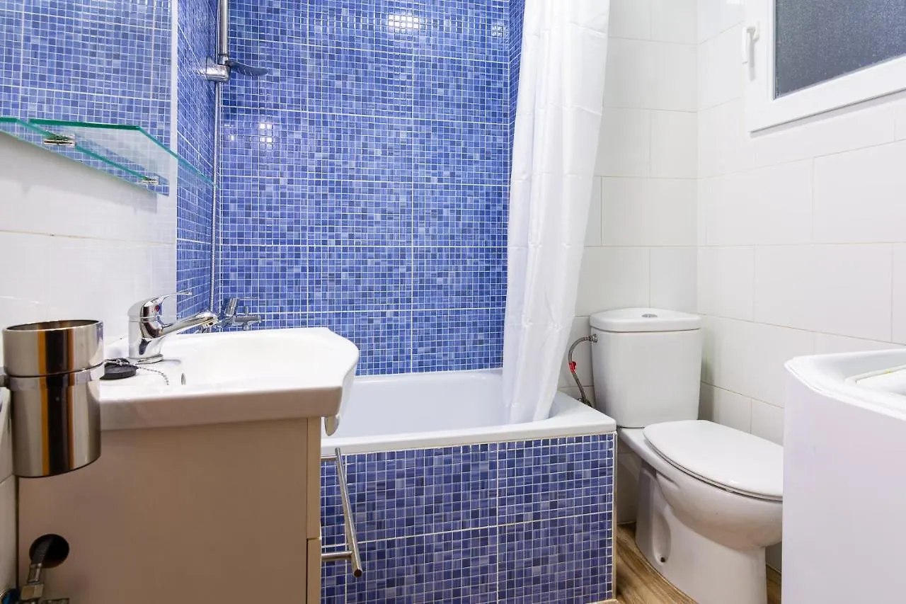 Apartamento Sirena Beach ネルハ